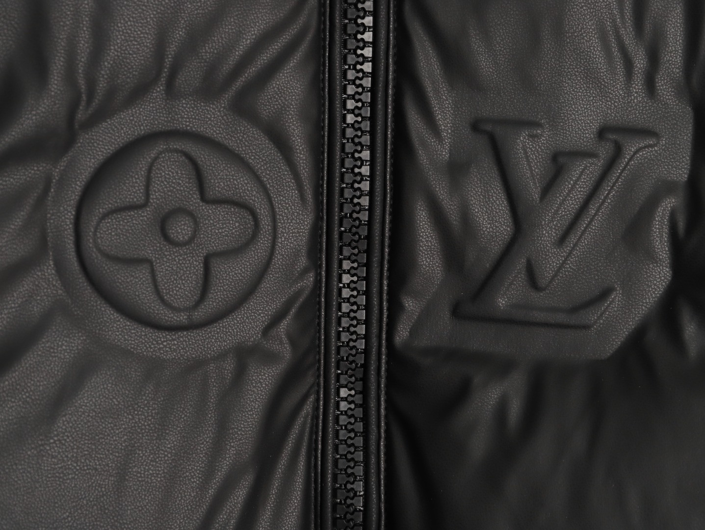 L0vis Vvtt0n Short Puffer jacket