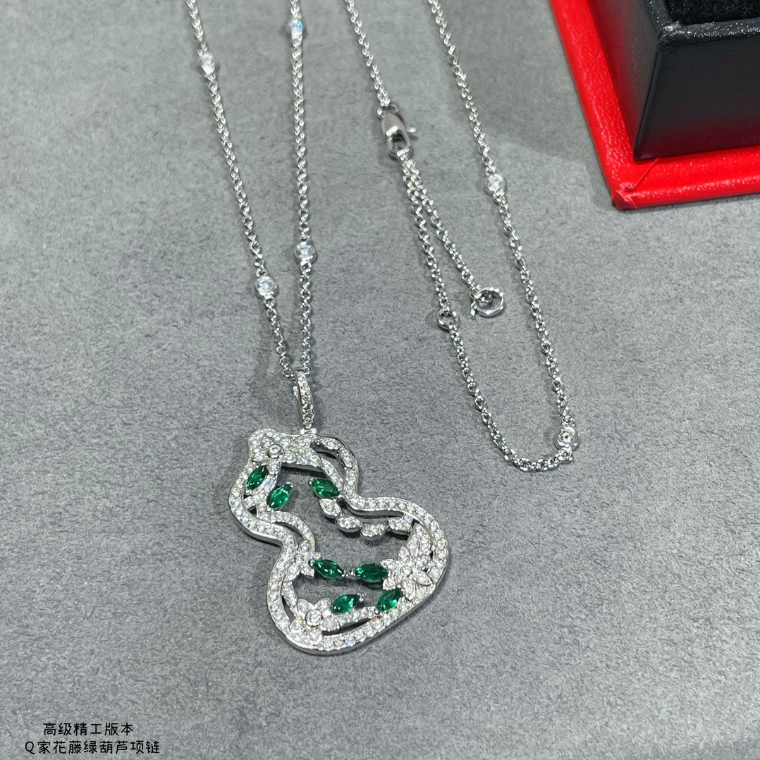 Qeelin Vine Gourd Necklace