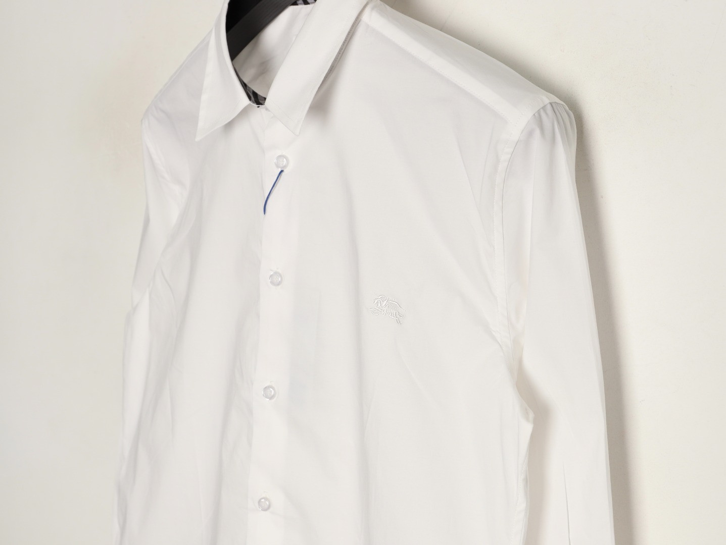 Bv*b*rry Long-sleeved Shirts