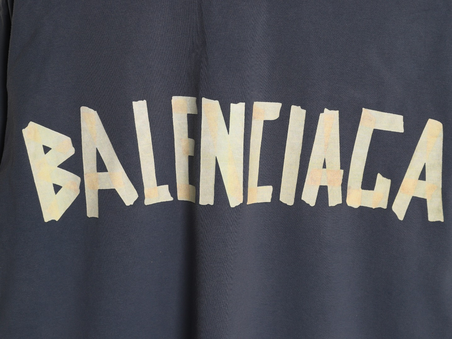 Ba1en*iaga 26ss Long-sleeved T-shirt