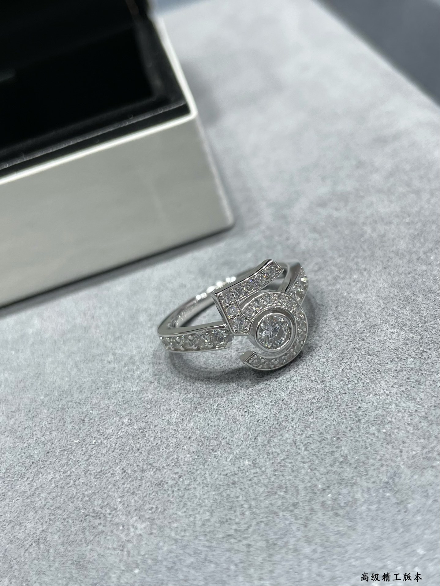 Ch**el 5-word full D1am0nd Ring