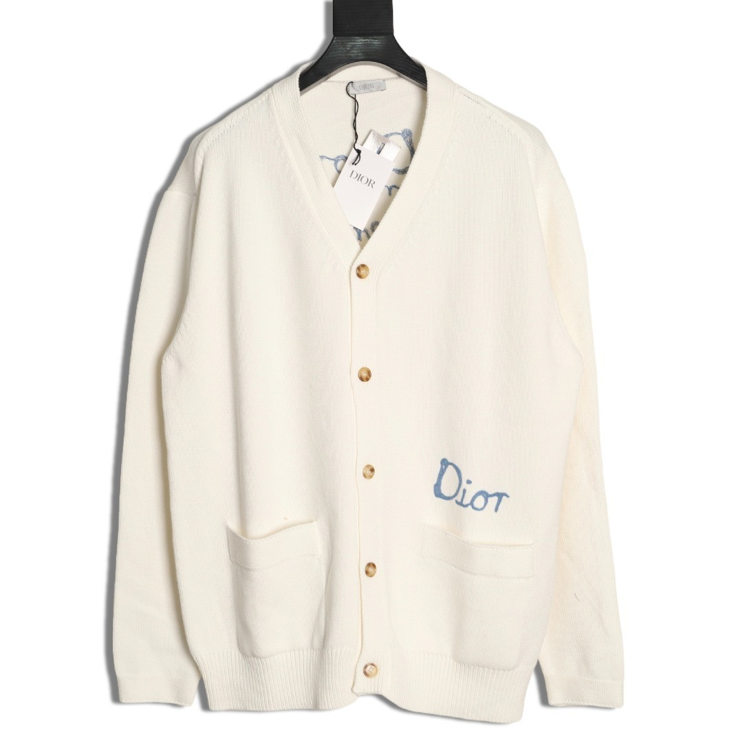 D10r Cardigan Sweaters