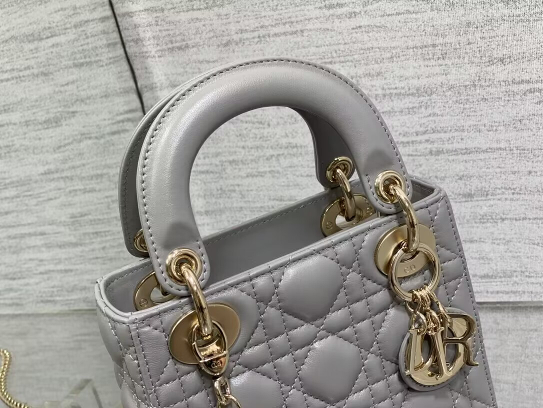 MINI LADY D10r BAG 6.5 X 6 X 3 INCHES