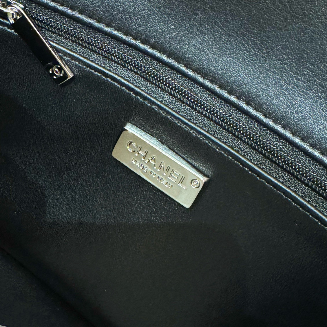 Ch**el Sequin Flap Bag 20CM