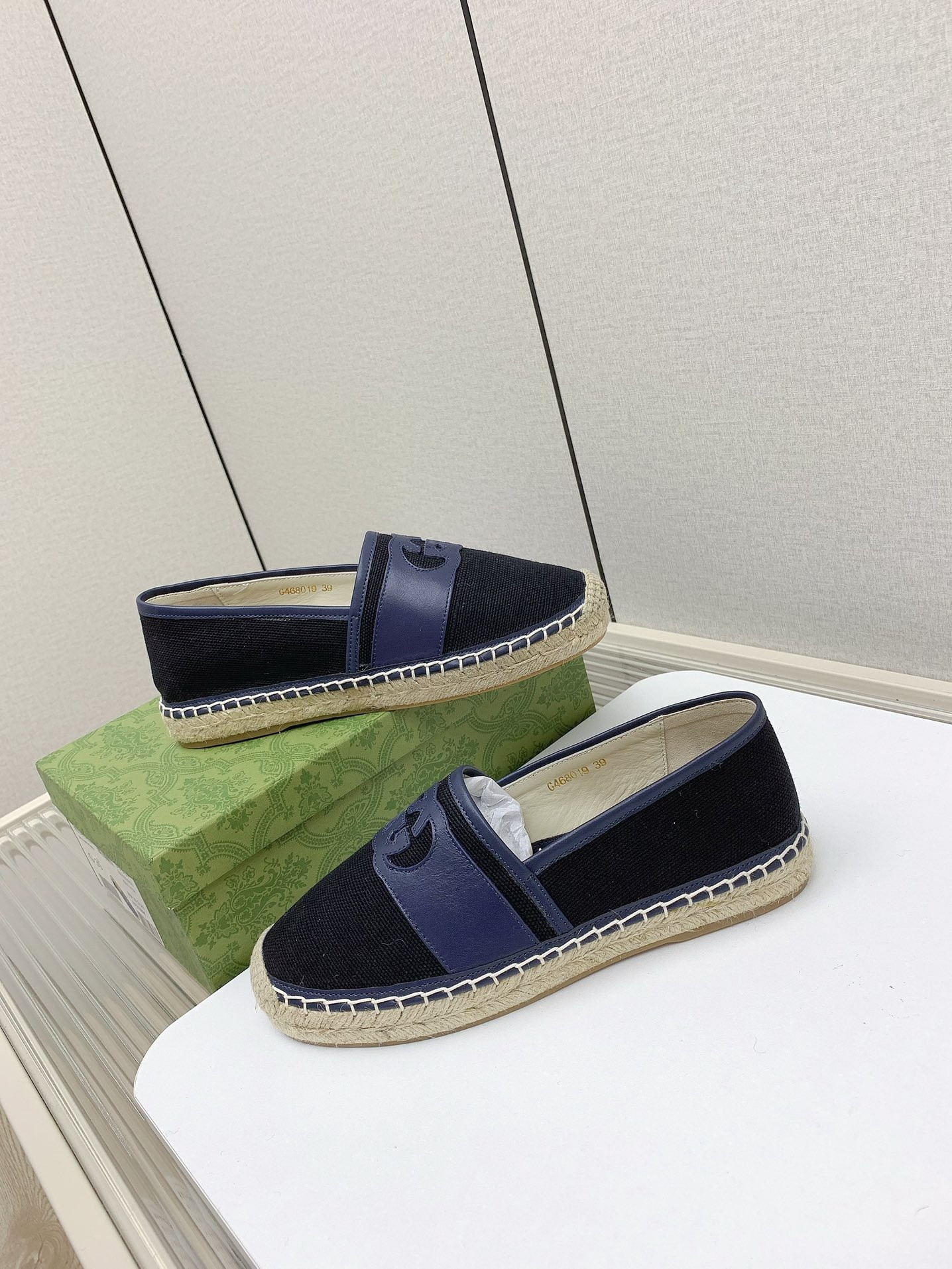 UA Gvc*1 Interlocking G Espadrille