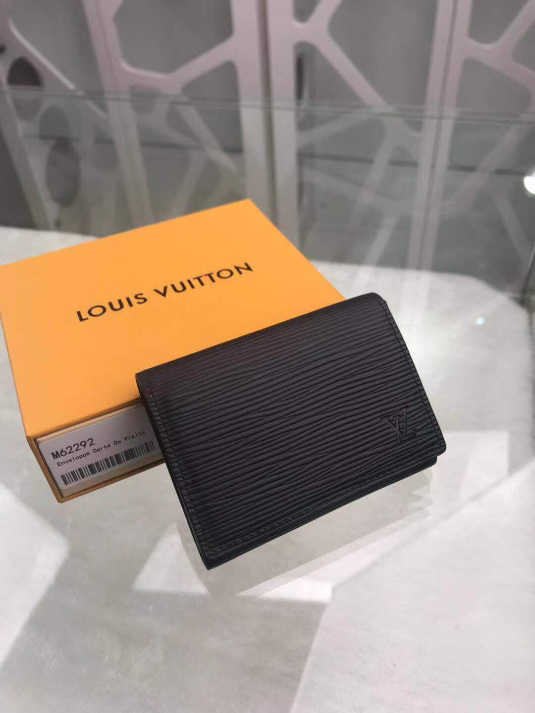 ENVELOPE BUSINESS CARD HOLDER M62292