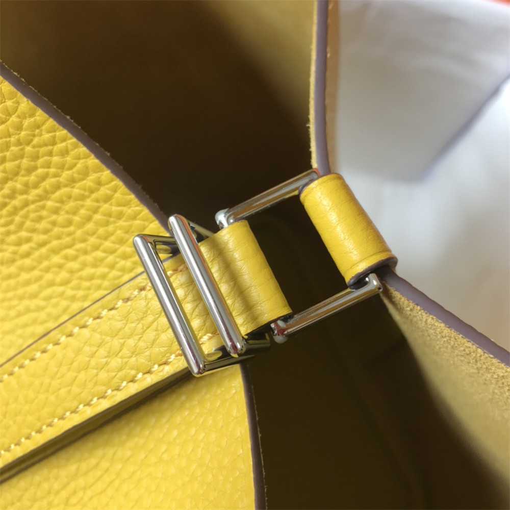 H**me5 Picotin 18cm amber yellow without original box