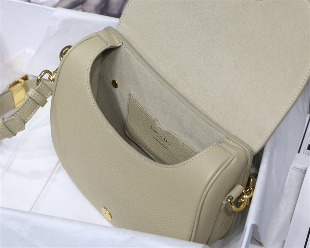 MEDIUM D10r BOBBY BAG Apricot Grained Calfskin