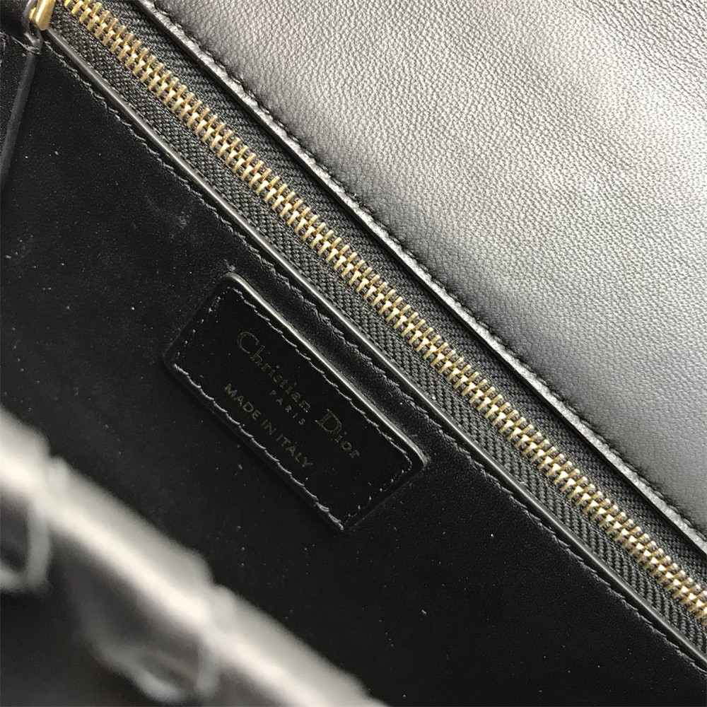 D10r 30 MONTAIGNE CHAIN BAG BLACK
