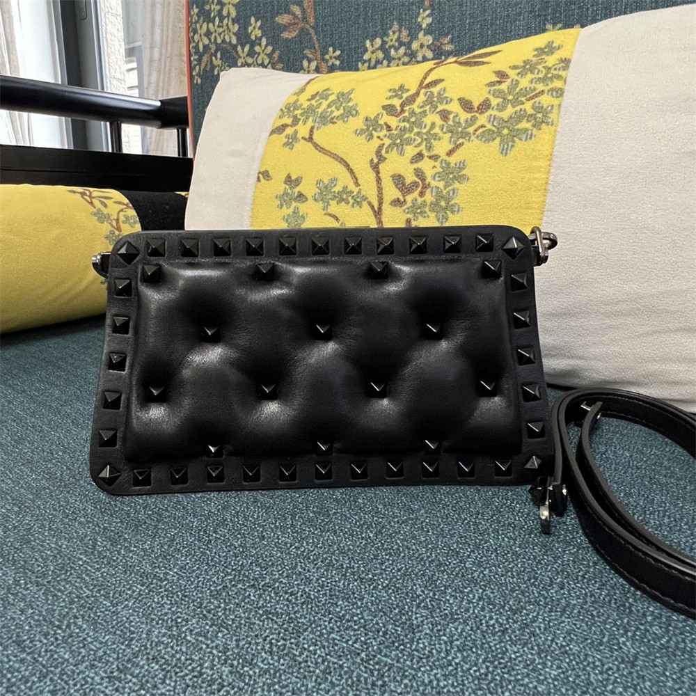 Va1e*ntin0 GARAVANI SMALL ROCKSTUD PADDED NAPPA HANDBAG BLACK
