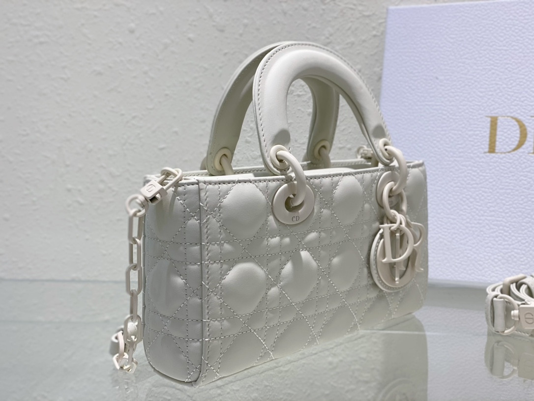 D10r SMALL LADY D-JOY BAG Ultramatte White Cannage Calfskin