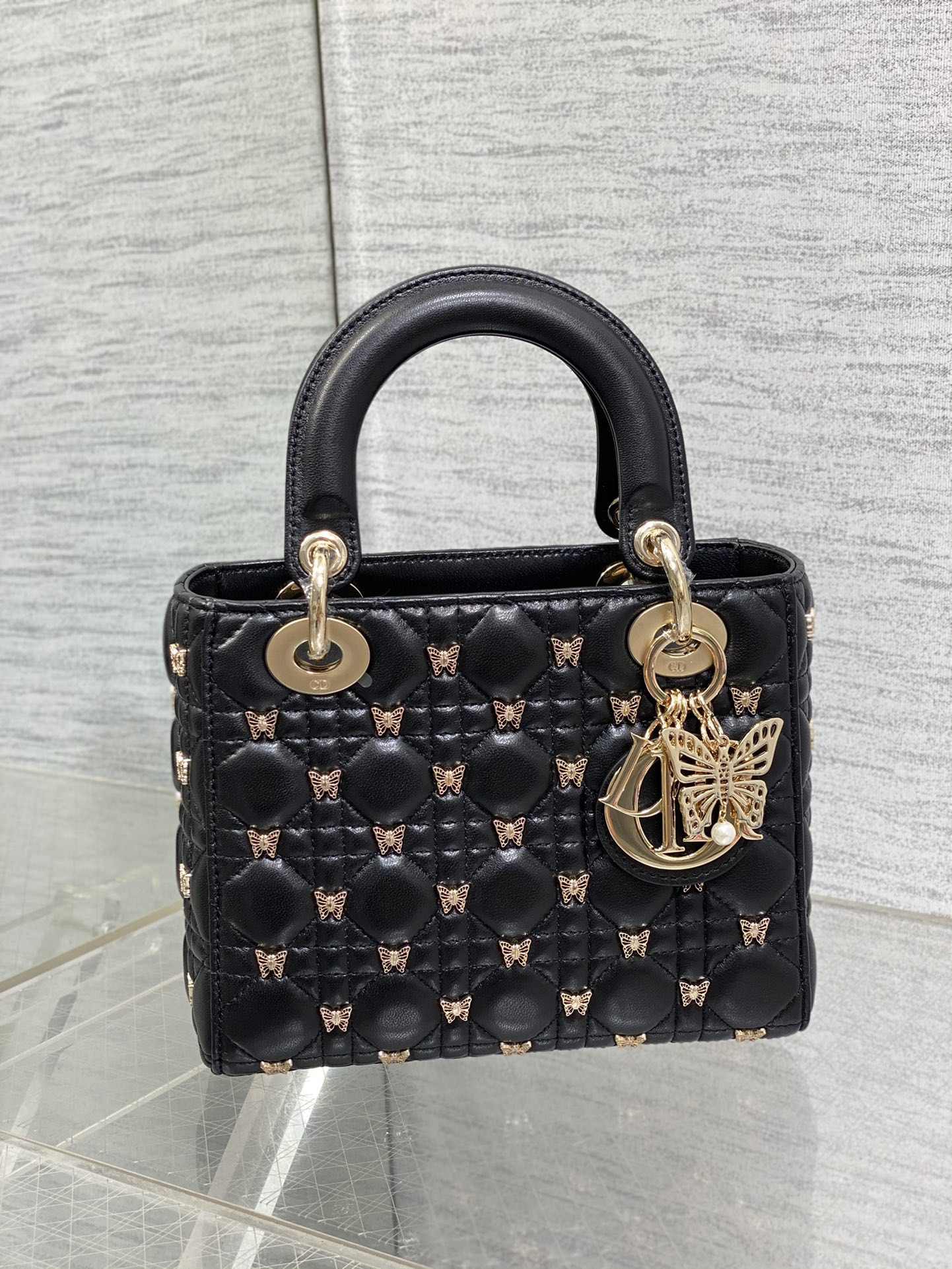 SMALL LADY D10r Black with Butterfly Studs