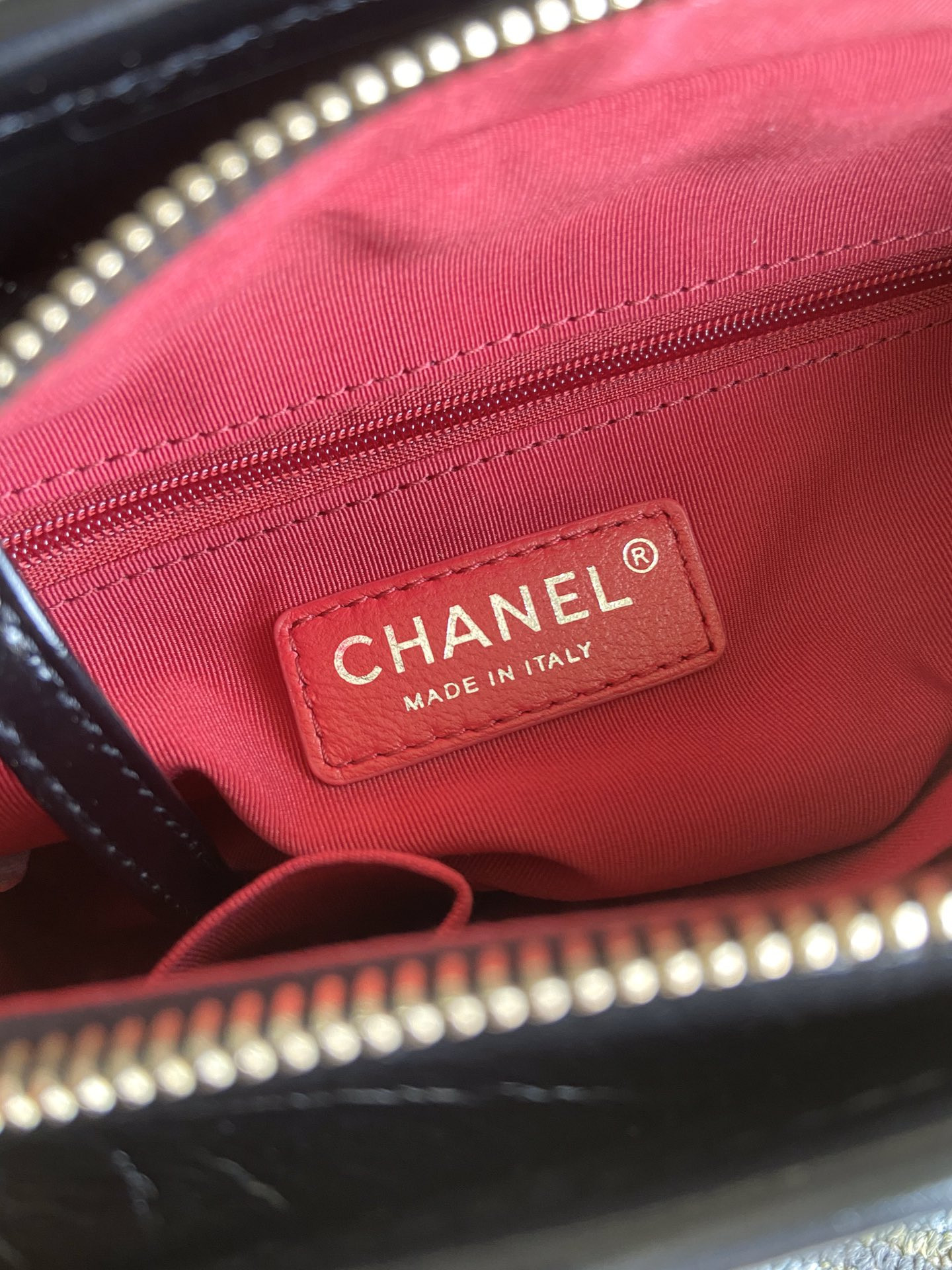 Ch**el Gabrielle SMALL BLACK with shoulder strap letters 20 x 15 x 8cm
