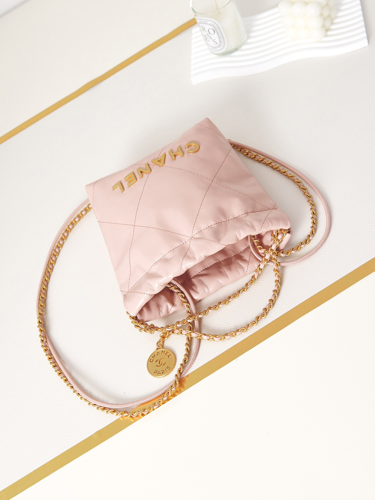 Ch**el 22 MINI HANDBAG Shiny Calfskin Pink 7.8 × 7.4 × 2.3 in