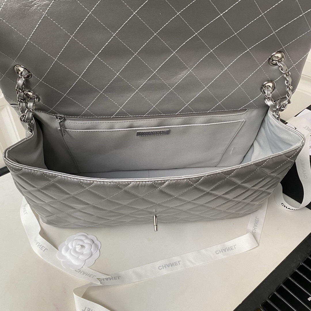 Ch**el CLASSIC FLAP SILVER 28x38x12cm