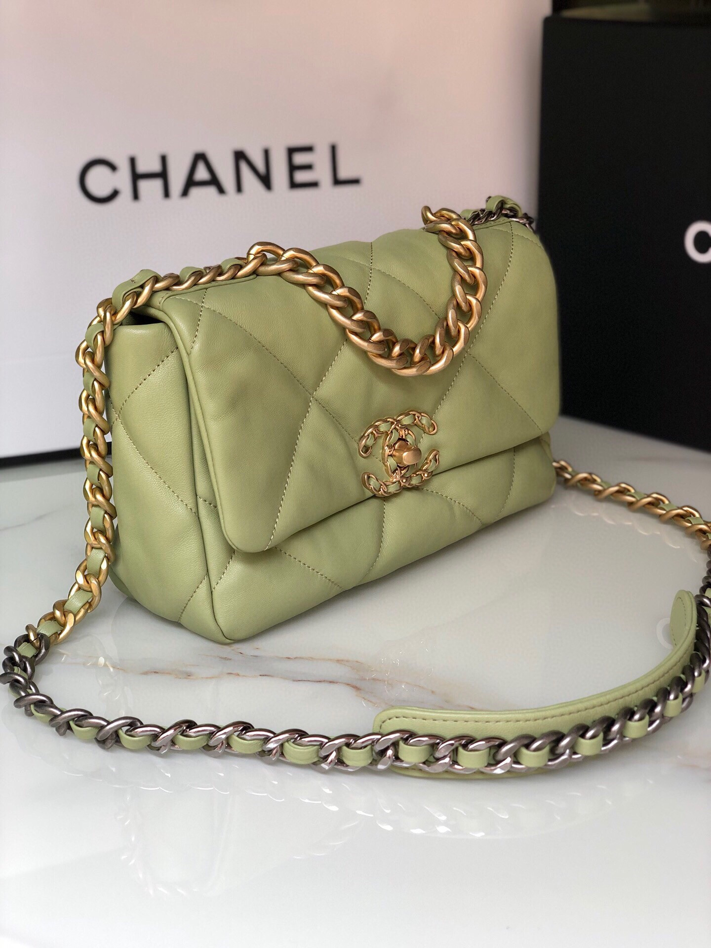 Ch**el 19 HANDBAG Shiny Leather, Gold-Tone, Silver-Tone & Ruthenium-Finish Metal Light Green 6.2 × 10.1 × 3.5 in