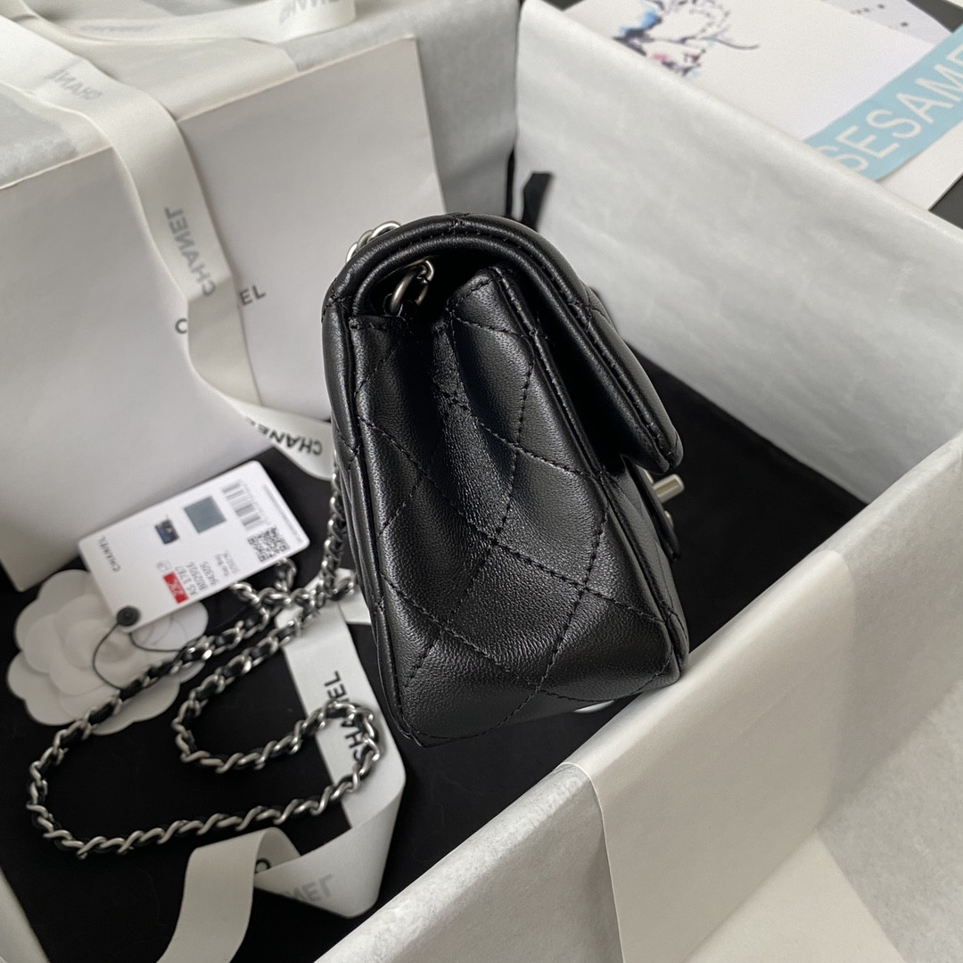 Ch**el MINI FLAP BAG 4.7 × 7.8 × 2.3 in