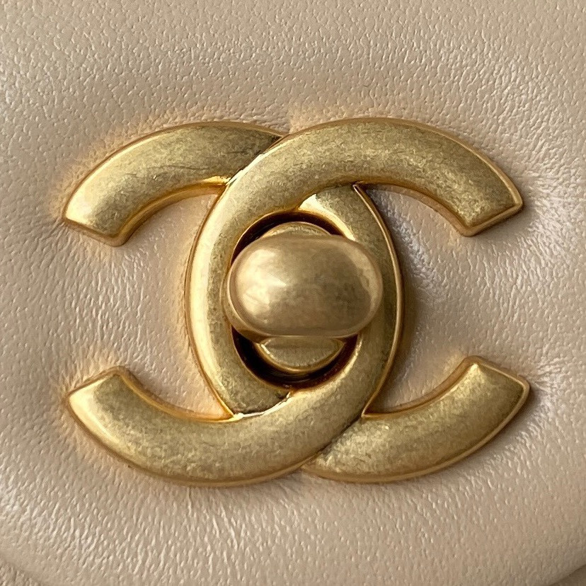 Ch**el MINI FLAP BAG SHINY CALFSKIN & gold-TONE METAL LIGHT beige 4.7 × 7.8 × 2.3 in