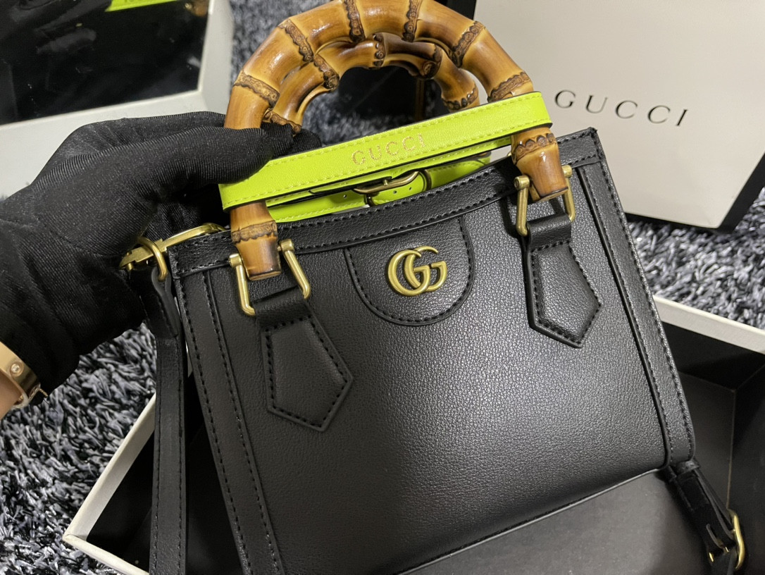 Gvc*1 DIANA MINI TOTE BAG Black 20W x 16H x 10D CM