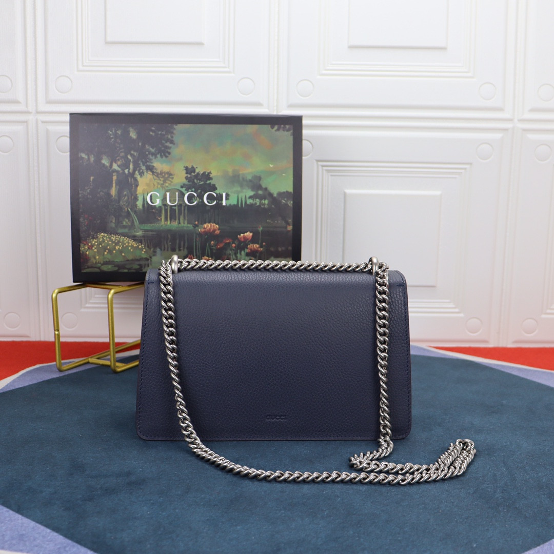 Gvc*1 DIONYSUS SMALL SHOULDER BAG NAVY 28x18x9cm
