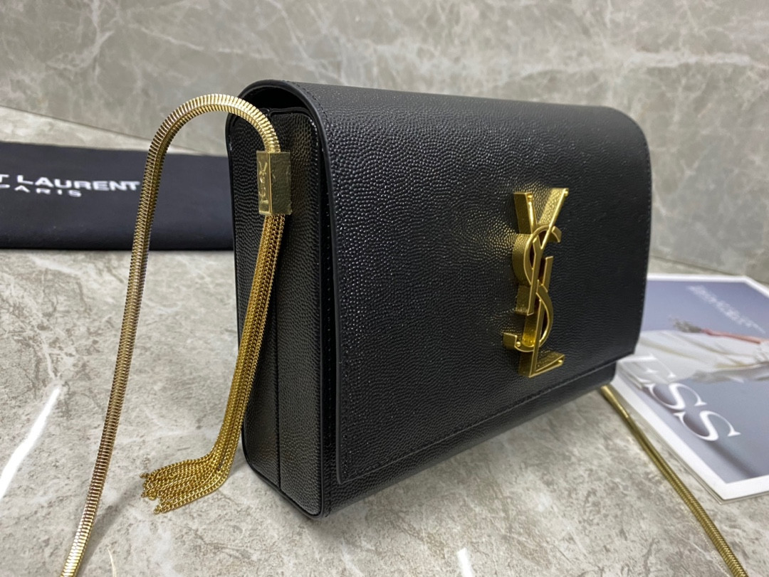 Y51 KATE MEDIUM  IN GRAIN DE POUDRE EMBOSSED LEATHER 9.4 X 5.7 X 2.1 INCHES