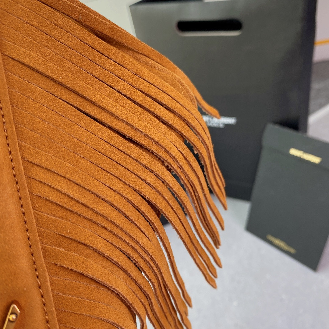 Y51 COLLEGE MEDIUM IN QUILTED SUEDE ORANGE 9.4 X 6.6 X 2.5 INCHES