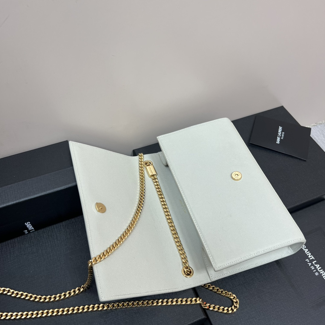 Y51 KATE MEDIUM IN GRAIN DE POUDRE EMBOSSED LEATHER WHITE GOLD 9.4 X 5.7 X 2.1 INCHES