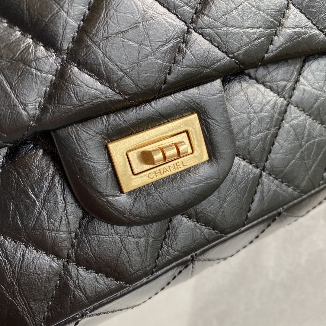 Ch**el LARGE 2.55 HANDBAG Black& Gold-Tone Metal 7.6 × 10.9 × 2.9 in