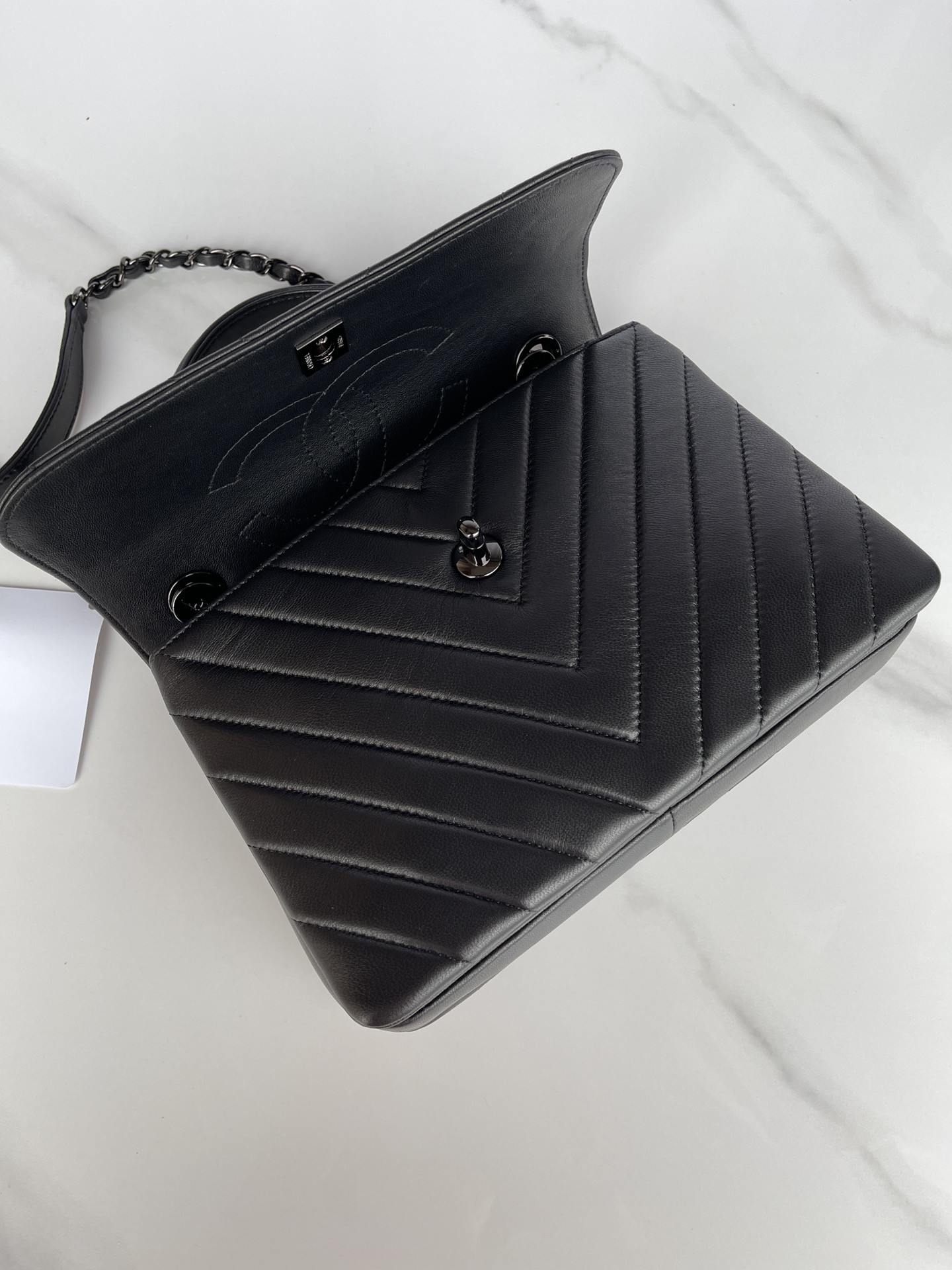 Ch**el FLAP BAG WITH TOP HANDLE 6.6 × 9.8 × 4.7 in