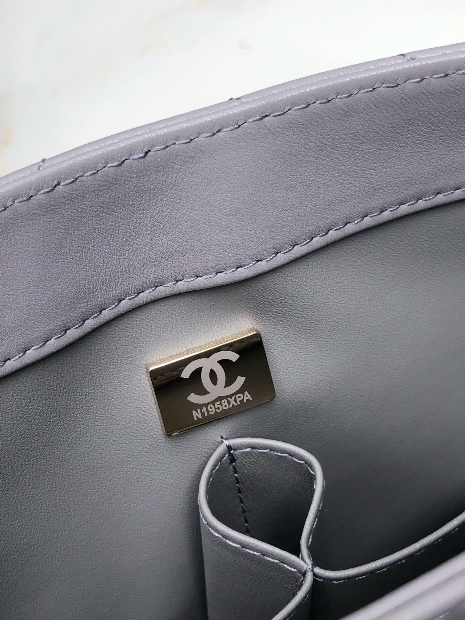 Ch**el FLAP BAG WITH TOP HANDLE GRAY 6.6 × 9.8 × 4.7 in