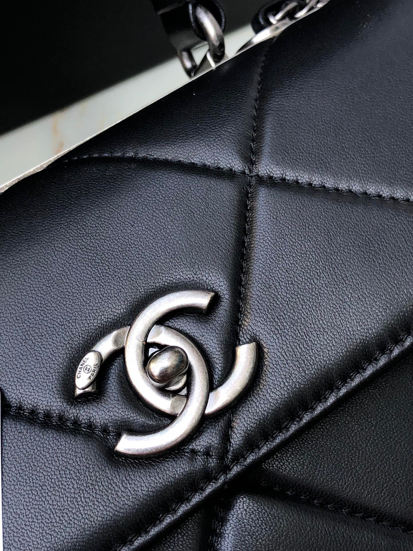 Ch**el FLAP BAG WITH TOP HANDLE 6.6 × 9.8 × 4.7 in