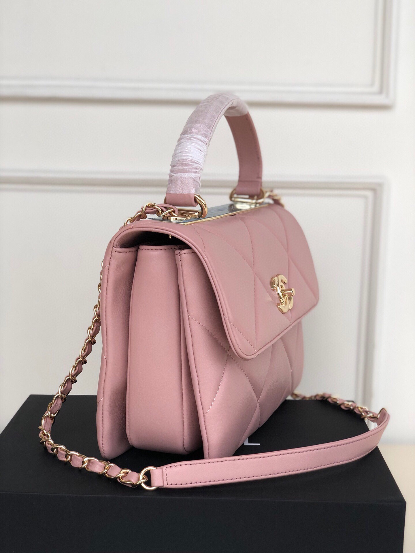 Ch**el FLAP BAG WITH TOP HANDLE 6.6 × 9.8 × 4.7 in
