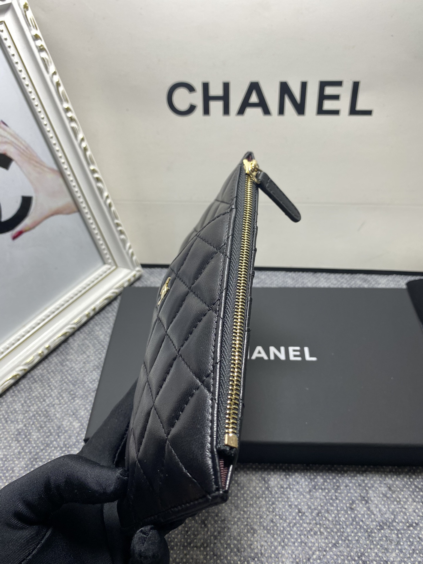 Ch**el LONG ZIPPED WALLET 19-11cm