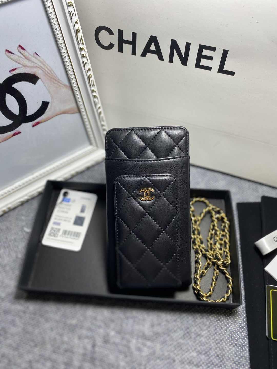Ch**el LONG ZIPPED WALLET 19-11cm
