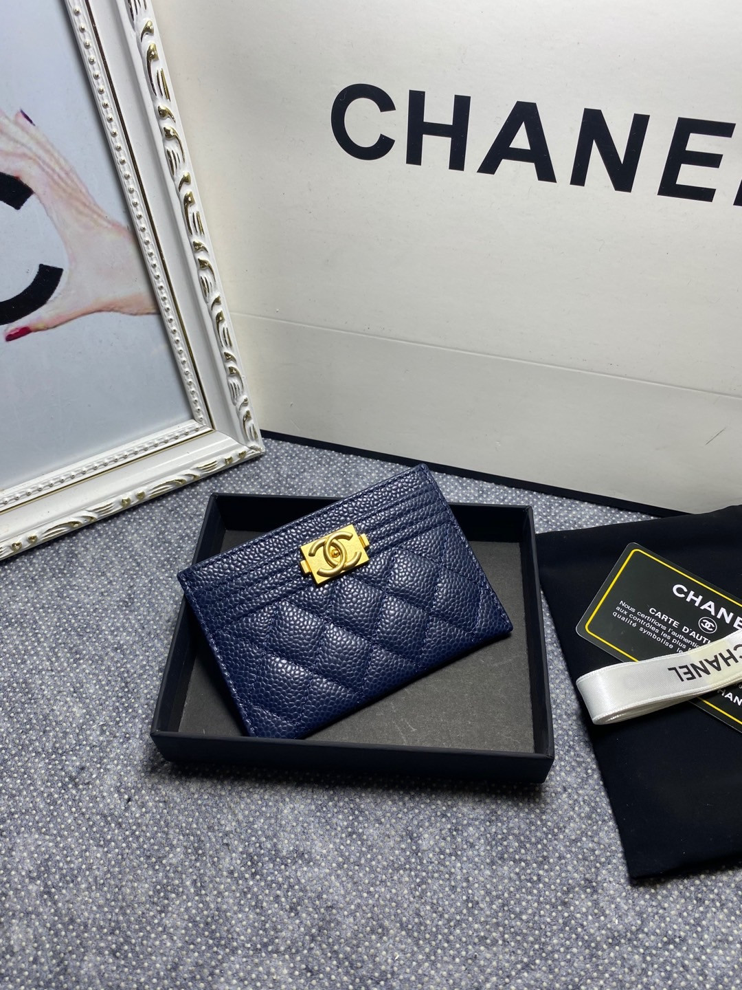 Ch**el CARD HOLDER 10cm