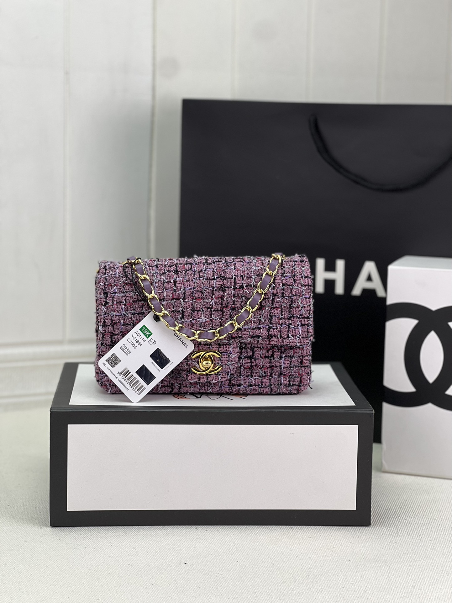 Ch**el MINI CLASSIC 11.12 HANDBAG Tweed & Gold-Tone Metal 4.7 × 7.8 × 2.3 in