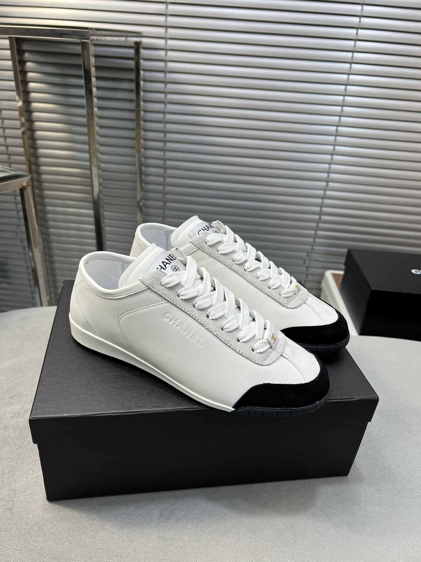 UA Ch**el SNEAKERS Calfskin & Suede Calfskin White & Black