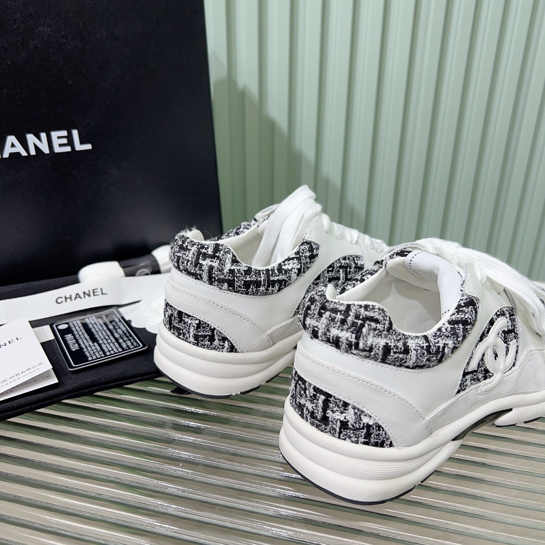 UA Ch**el SNEAKERS Tweed