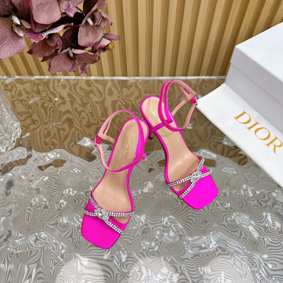 UA D10r Slingback Pump