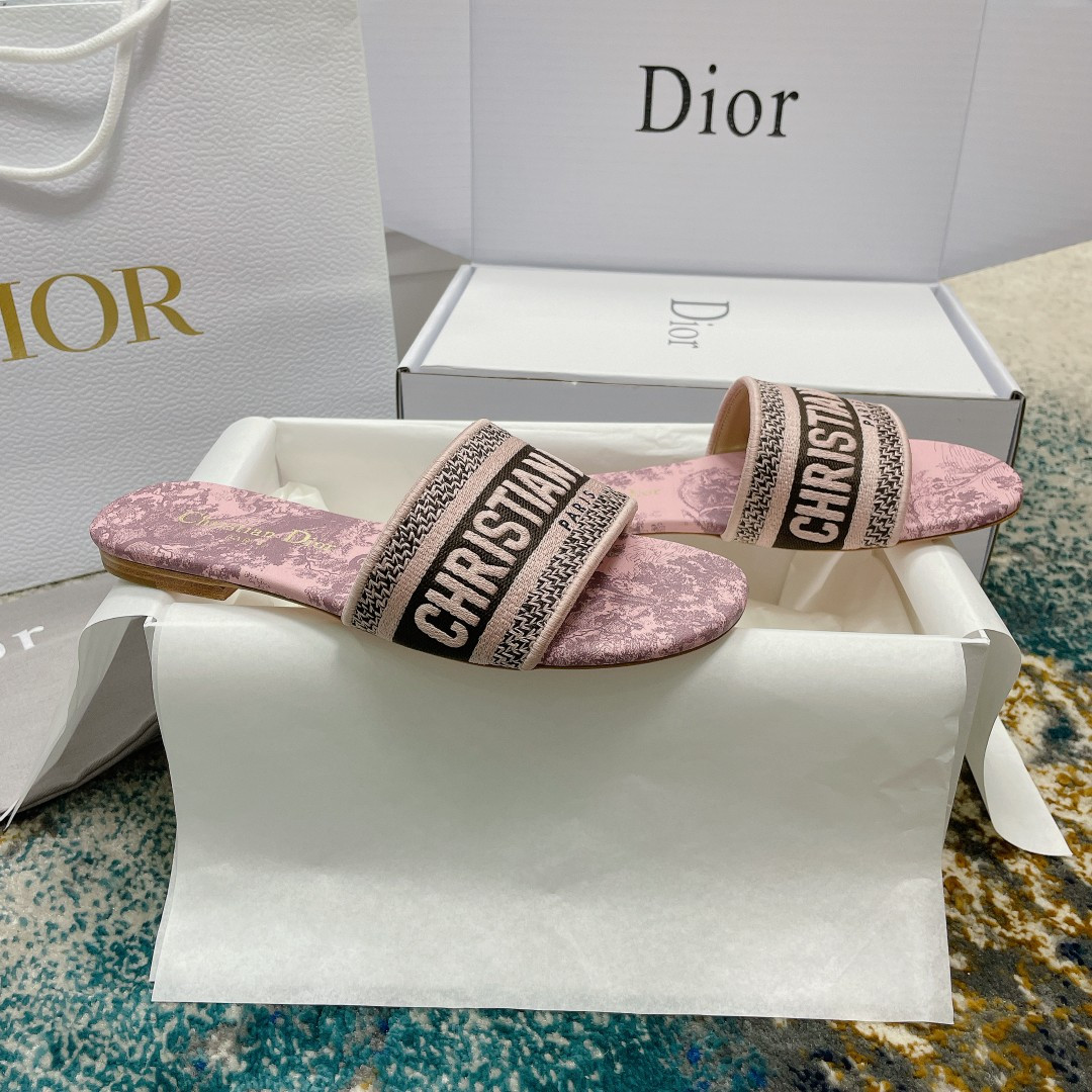 UA D10r Dway Slide