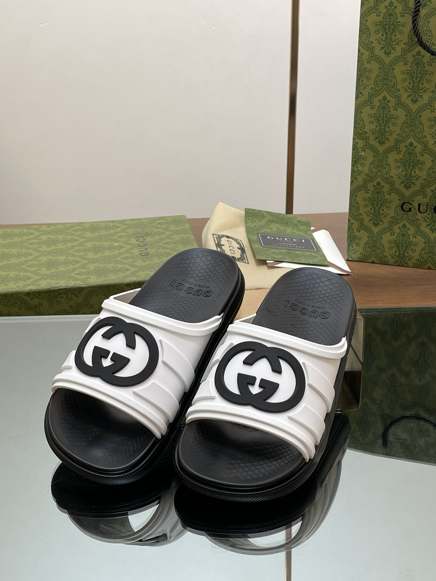 UA Gvc*1 INTERLOCKING G SLIDE SANDAL