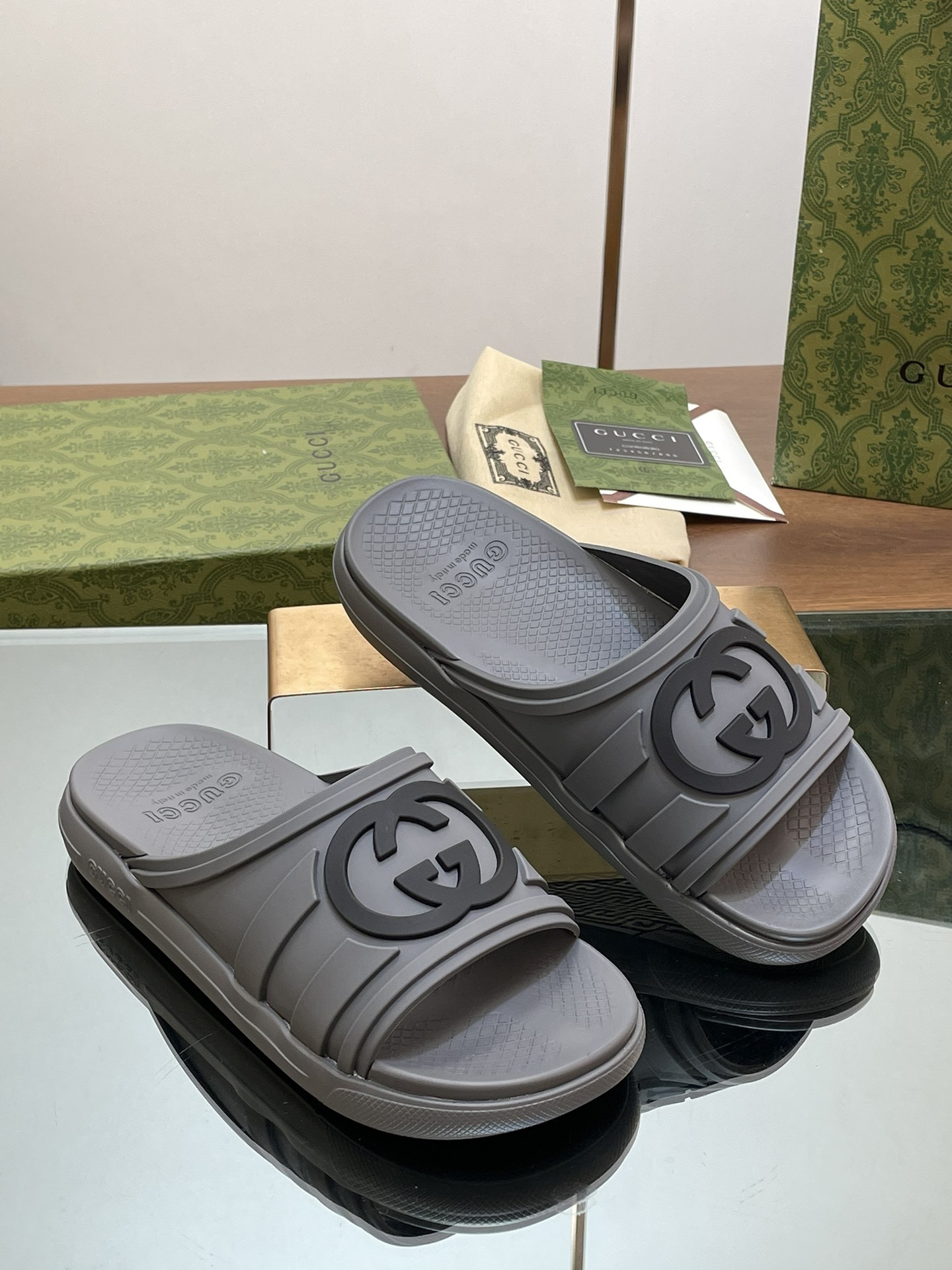 UA Gvc*1 INTERLOCKING G SLIDE SANDAL