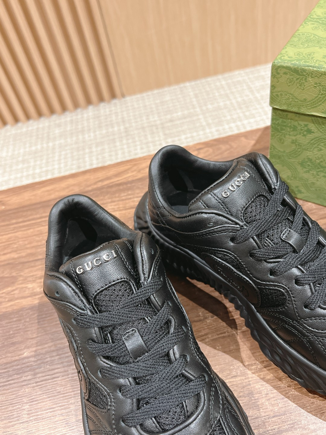 UA Gvc*1 RIPPLE SNEAKER