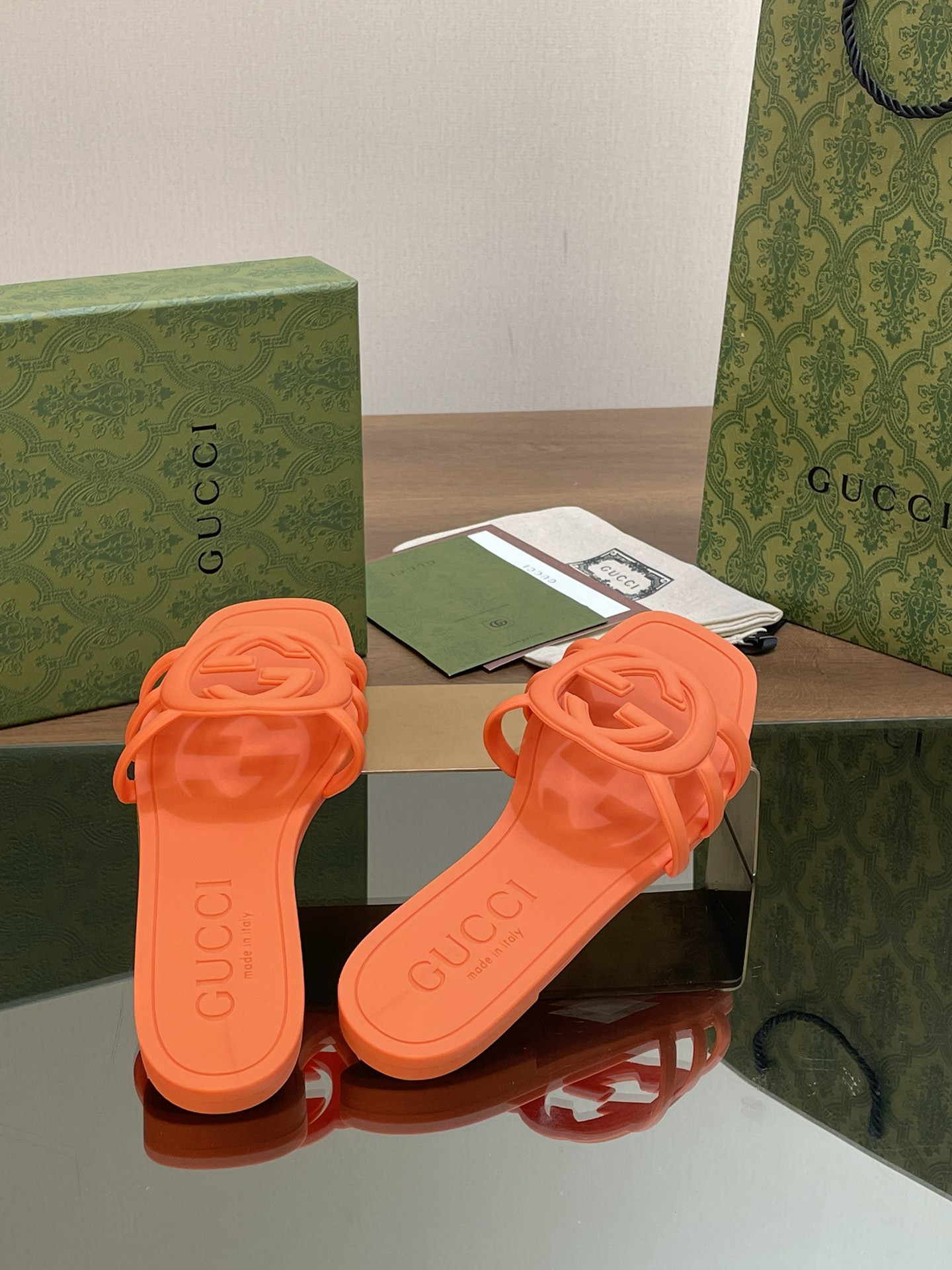 UA Gvc*1 INTERLOCKING G SLIDE SANDAL Orange