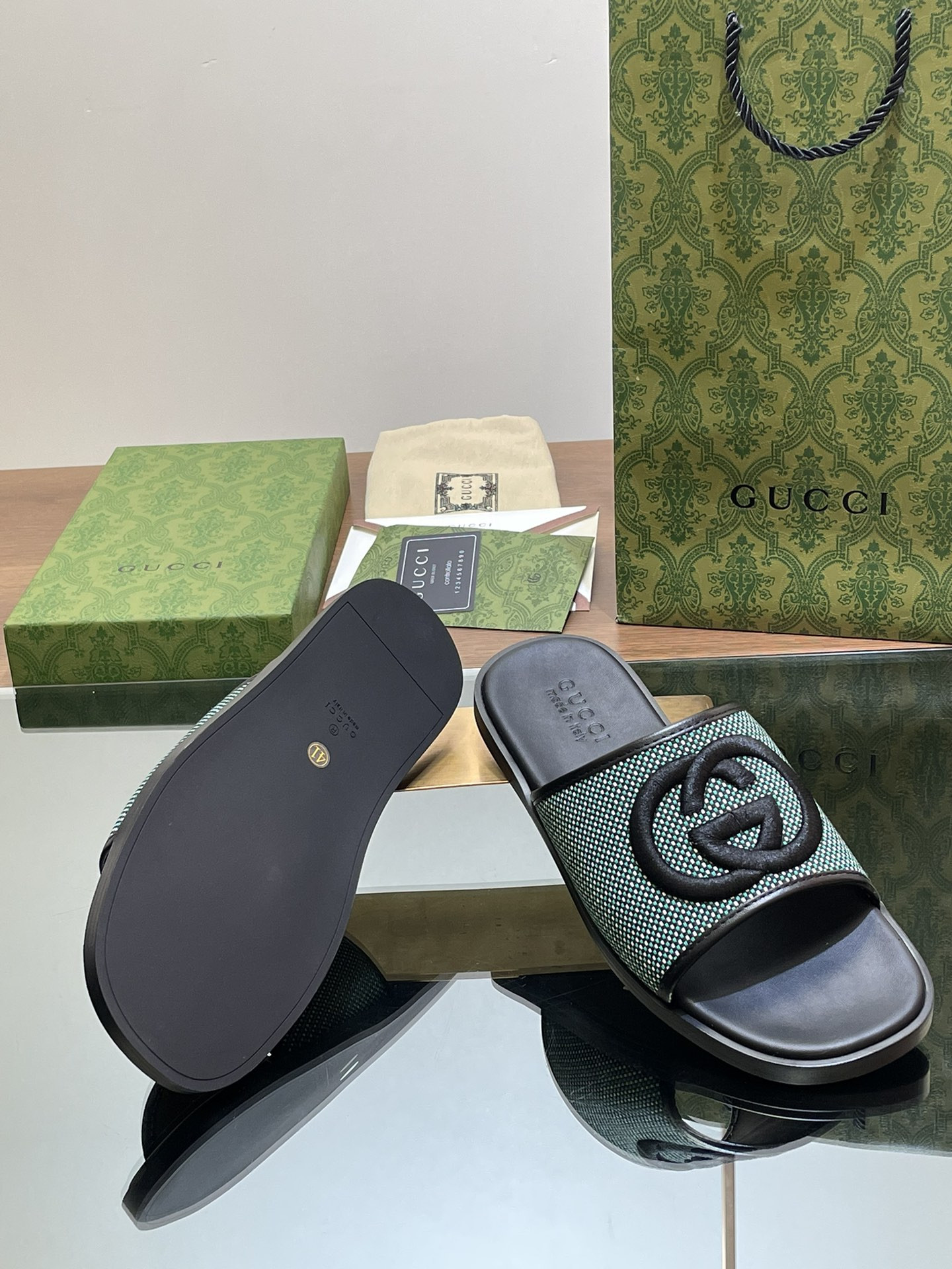 UA Gvc*1 INTERLOCKING G SLIDE SANDAL