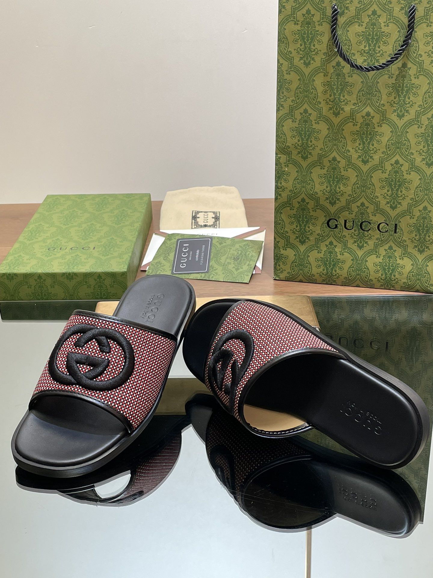 UA Gvc*1 INTERLOCKING G SLIDE SANDAL
