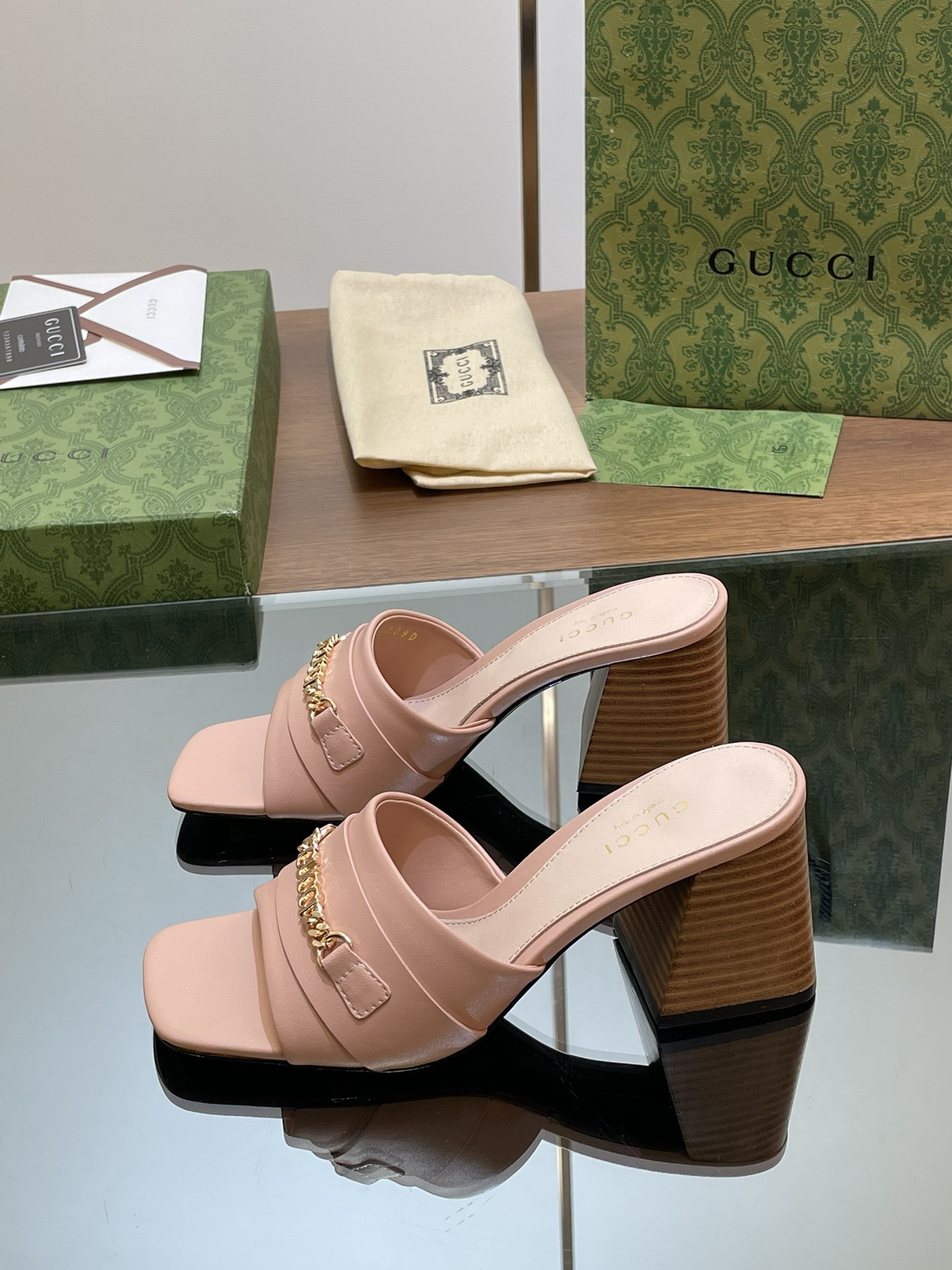 UA Gvc*1 SIGNORIA SLIDE SANDAL