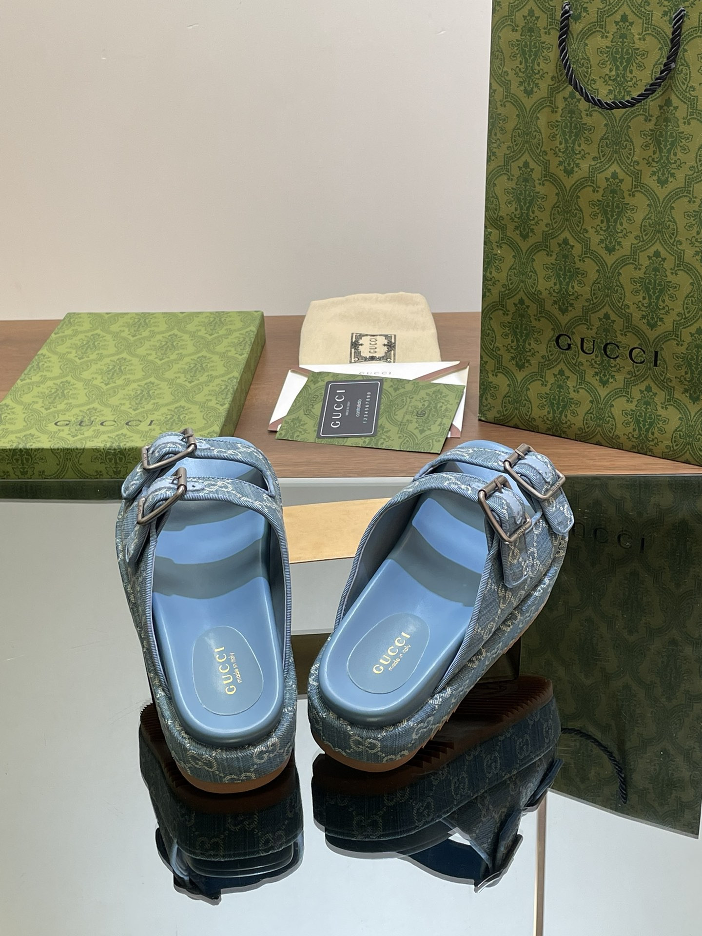 UA Gvc*1 SANDAL WITH DOUBLE G