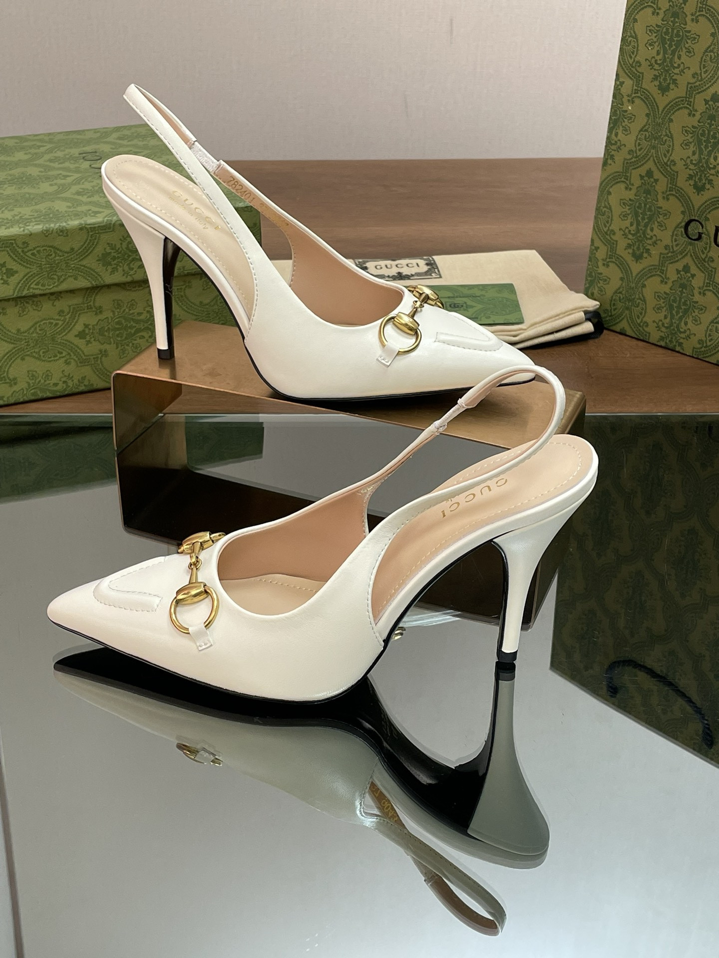 UA Gvc*1 WOMEN'S HORSEBIT SLINGBACK PUMP
