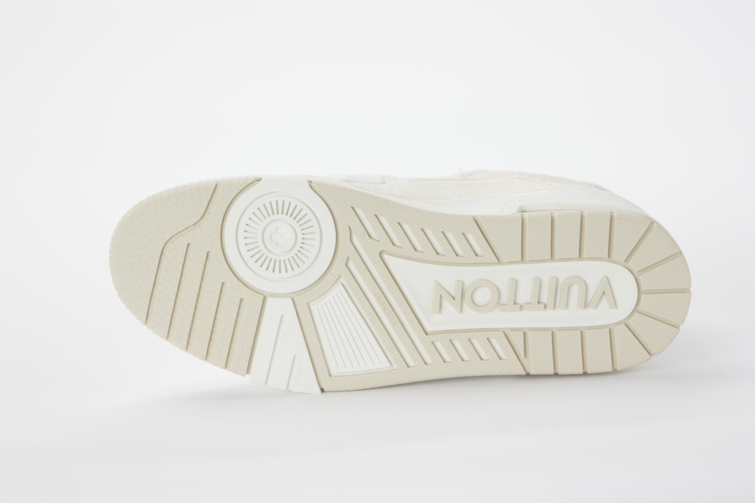 UA LV Trainer Sneaker